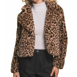 NEW LOVE TREE faux fur cropped jacket in leopard